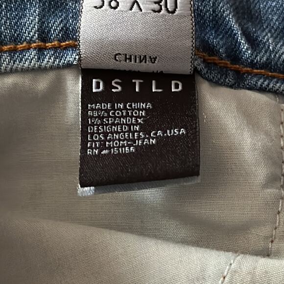 DSTLD | High Waisted Ripped Mom Jeans, Medium Vintage Size 28x30 NWT - Picture 10 of 13